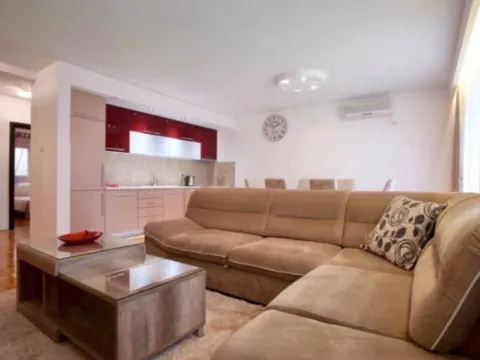 Prodaja, dvosoban stan, 72m², Babin Do, Budva - image 2