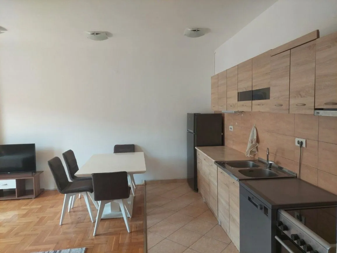 Rent, two bedroom apartment, 62m², Blok 9, Podgorica