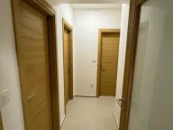 Izdavanje, dvosoban stan, 69m², City Kvart, Podgorica - image 8