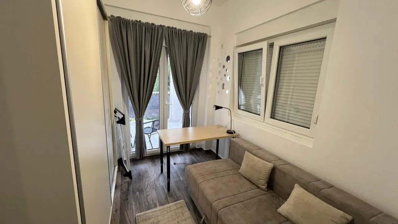 Rent, two bedroom apartment, 56m², Tivat, Crna Gora