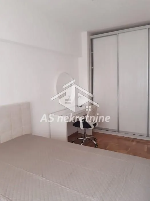 Izdavanje, dvosoban stan, 42m², Vukov Spomenik, Zvezdara Sve Podlokacije