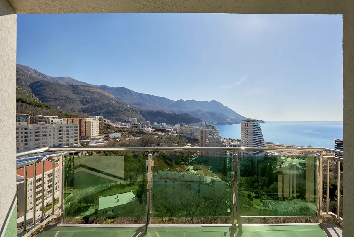 Sale, two bedroom apartment, 63m², Bečići, Budva