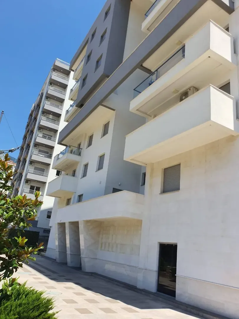 Prodaja, trosoban stan, 95m², Rozino, Budva