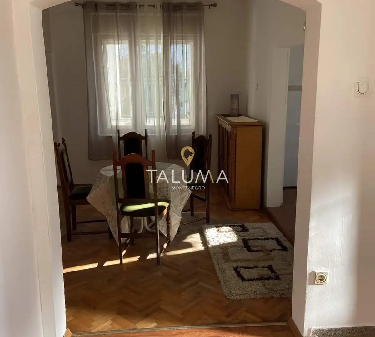 Prodaja, kuća, 140m², Masline, Podgorica