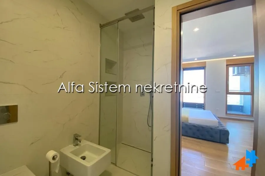 Rent, four bedroom apartment, 194m², Tašmajdan, Palilula Sve Podlokacije