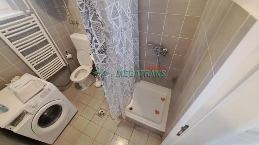 Izdavanje, stan, 26m², Centar, Novi Sad