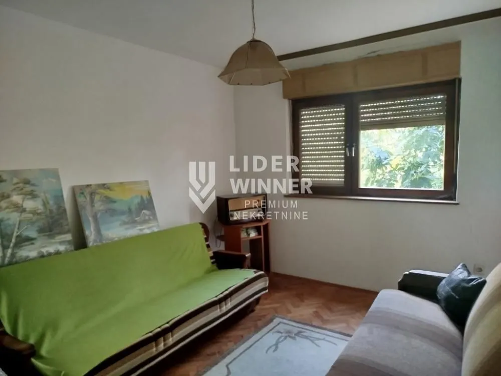 Prodaja, kuća, 319m², Kaludjerica, Grocka