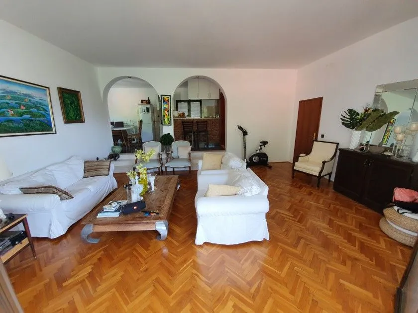 Prodaja, kuća, 225m², Tivat, Crna Gora