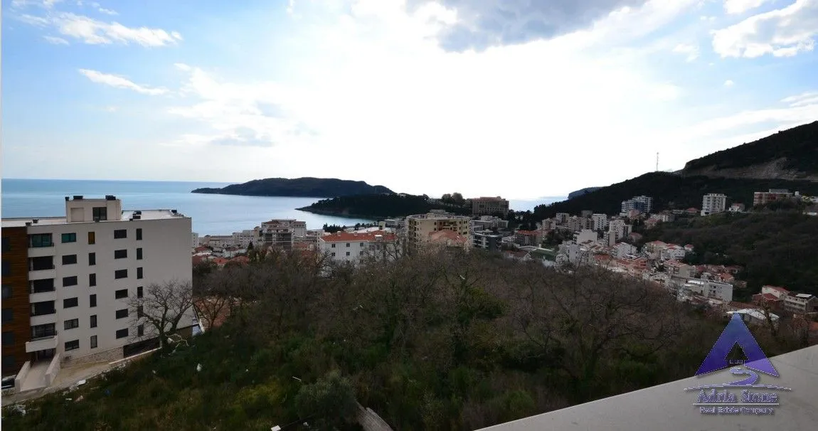 Sale, one bedroom apartment, 67m², Bečići, Budva
