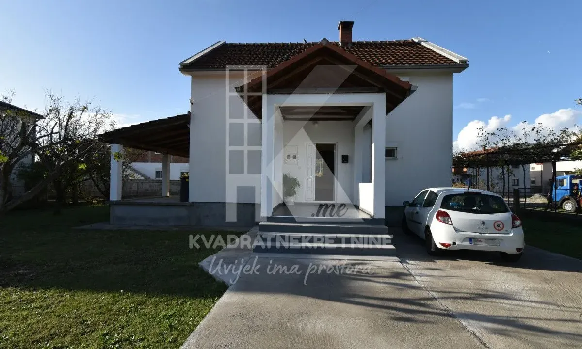 Sale, house, 160m², Murtovina, Podgorica