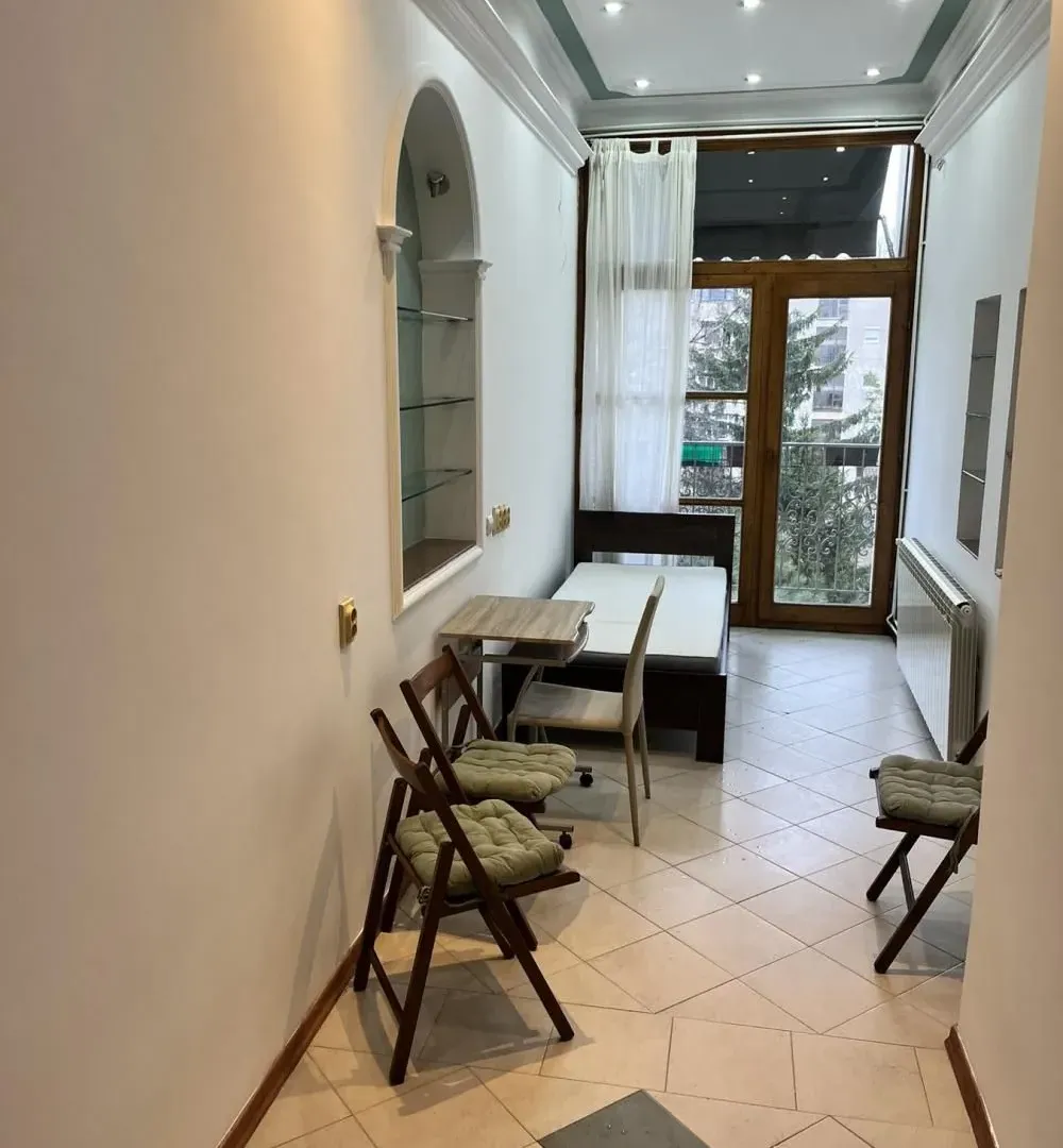 Rent, three bedroom apartment, 120m², Stari Grad, Beograd