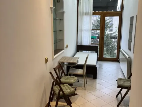Rent, three bedroom apartment, 120m², Stari Grad, Beograd - image 7