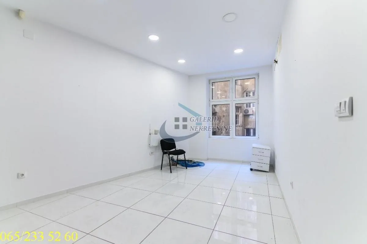 Rent, office space, 190m², Stari Grad, Beograd