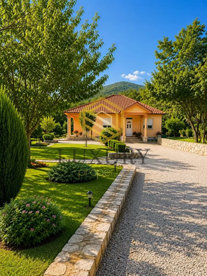 Rent, house, 100m², Barutana, Podgorica