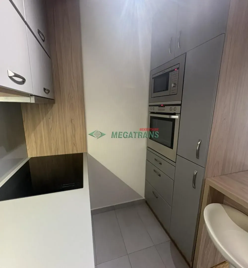 Izdavanje, dvosoban stan, 66m², Nova Detelinara, Novi Sad Sve Podlokacije