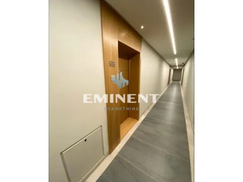 Izdavanje, trosoban stan, 88m², Savski Venac, Beograd - image 14