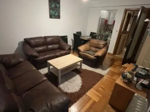 Prodaja, dvosoban stan, 55m², Stari Aerodrom, Podgorica