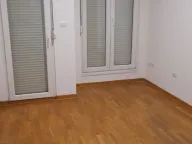 Izdavanje, jednosoban stan, 45m², City Kvart, Podgorica - image 6