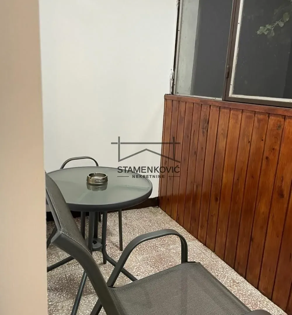 Izdavanje, jednosoban stan, 41m², Petrovaradin, Novi Sad