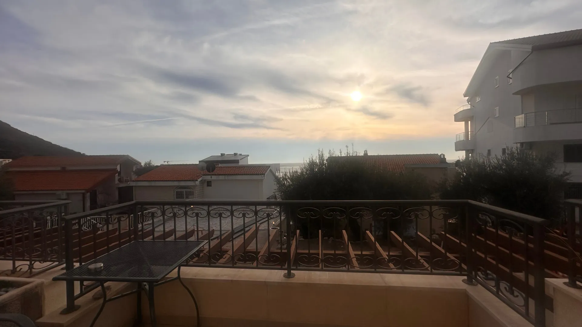 Sale, studio apartment, 36m², Pržno, Budva