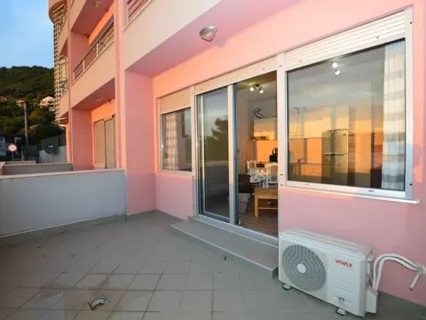 Izdavanje, jednosoban stan, 45m², Kumbor, Herceg Novi - image 9