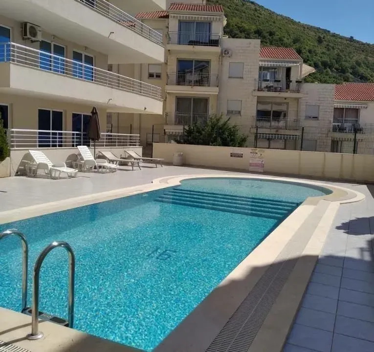 Sale, one bedroom apartment, 49m², Petrovac, Budva