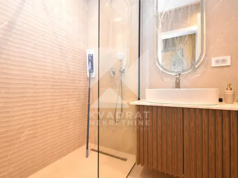 Rent, one bedroom apartment, 61m², Stara Varoš, Podgorica - image 11