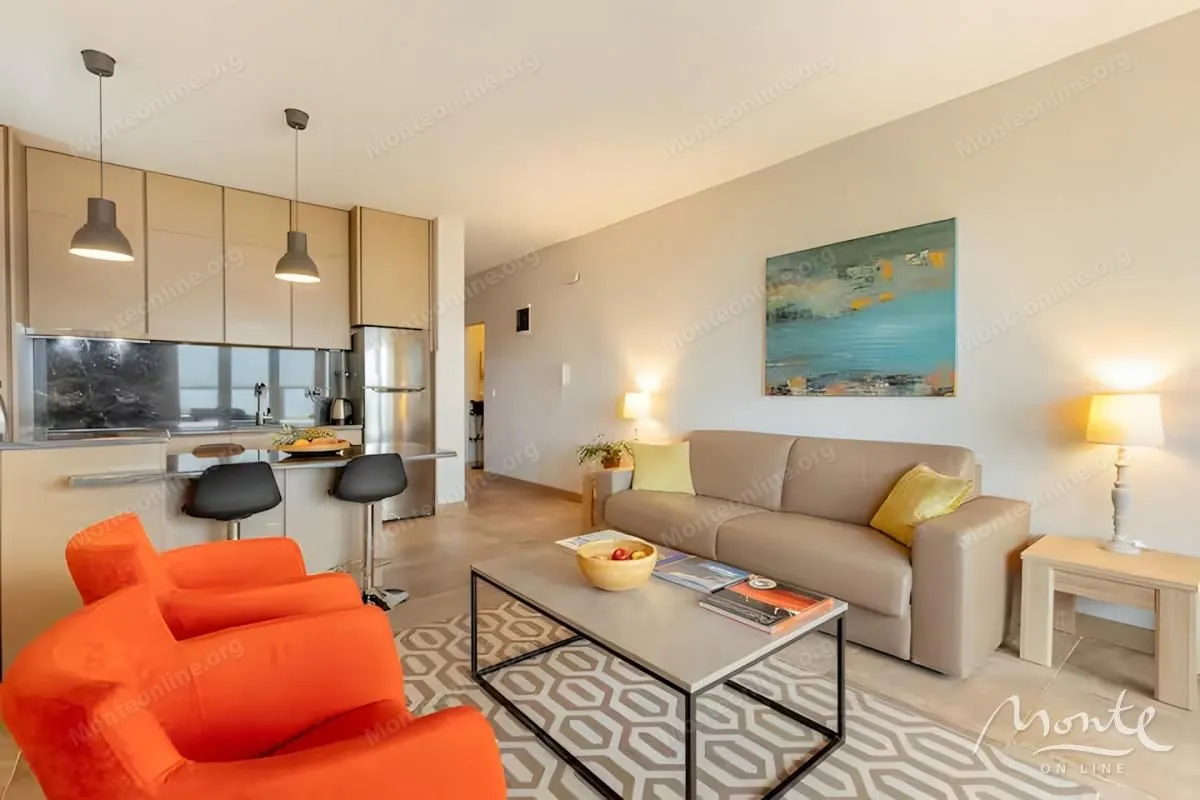 Prodaja, dvosoban stan, 110m², Donja Lastva, Tivat