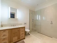 Izdavanje, dvosoban stan, 131m², Porto Montenegro, Tivat - image 16