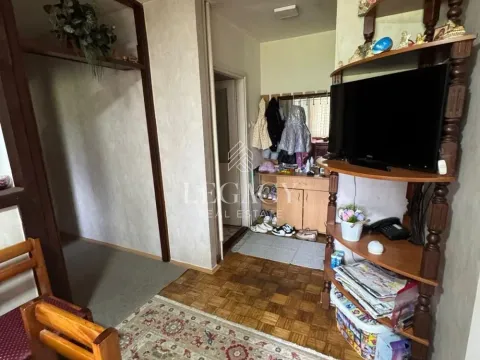 Sale, three bedroom apartment, 71m², Brace Jerković, Voždovac Sve Podlokacije - image 12