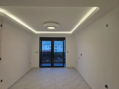 Sale, one bedroom apartment, 50m², Đenovići, Herceg Novi - image 5