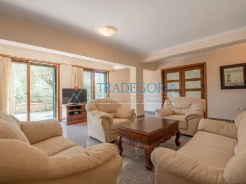 Prodaja, kuća, 453m², Pržno, Budva - image 25