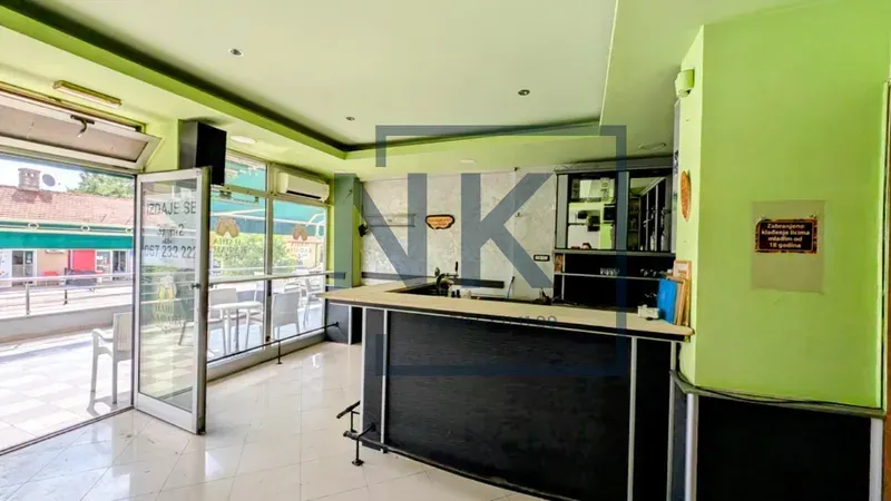 Izdavanje, poslovni prostor, 37m², Pobrežje, Podgorica