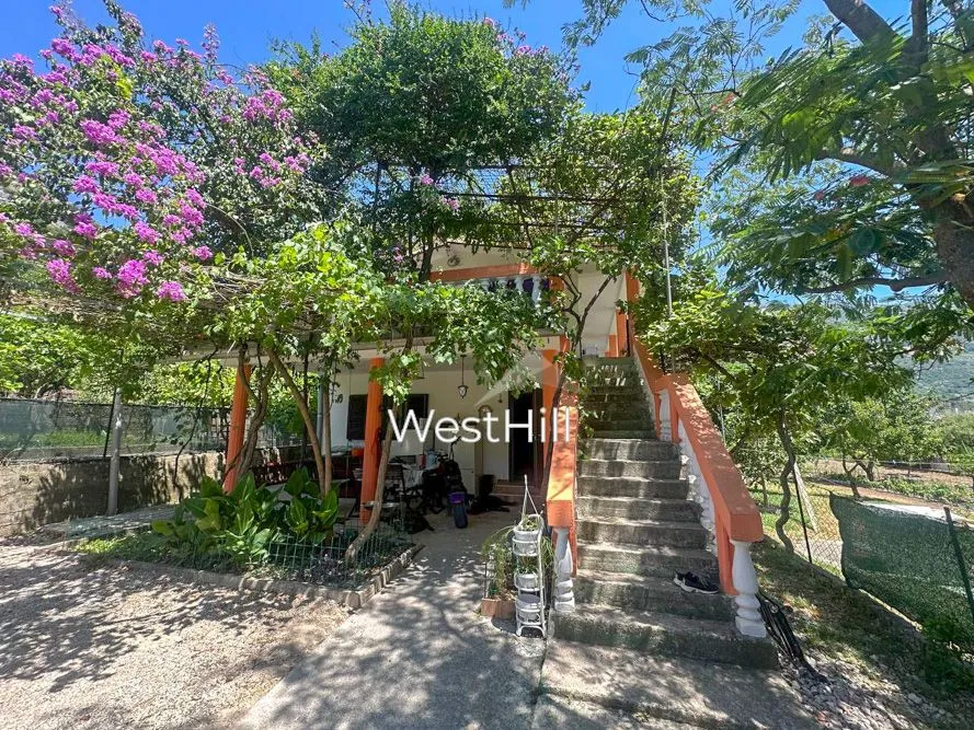 Sale, house, 238m², Sutomore, Bar