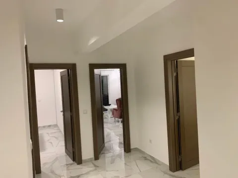 Rent, two bedroom apartment, 56m², Radovanići, Herceg Novi - image 4