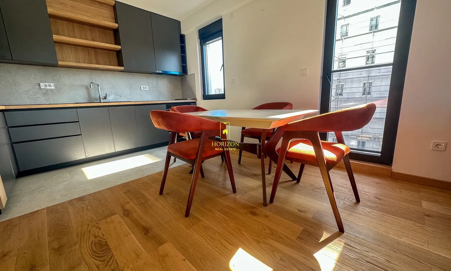 Prodaja, jednosoban stan, 56m², Tološka šuma, Podgorica