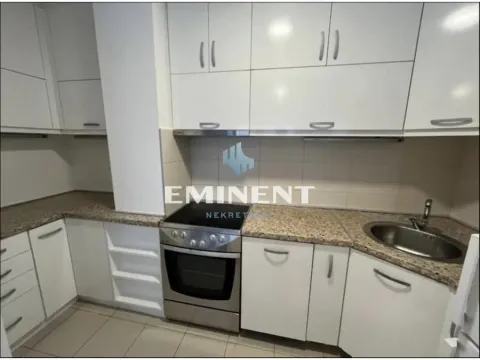 Izdavanje, dvosoban stan, 52m², Novi Beograd Blok 67, Novi Beograd Sve Podlokacije - image 4