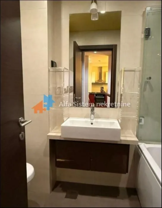 Izdavanje, dvosoban stan, 60m², Novi Beograd Sve Podlokacije, Beograd