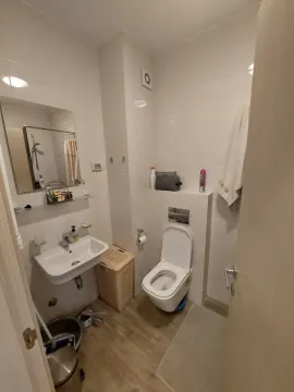 Izdavanje, jednosoban stan, 47m², City Kvart, Podgorica - image 6