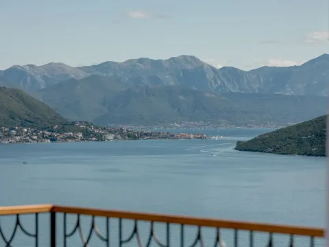 Prodaja, kuća, 236m², Njivice, Herceg Novi - image 16