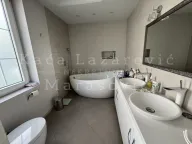 Prodaja, kuća, 275m², Zvezdara Sve Podlokacije, Beograd - image 13