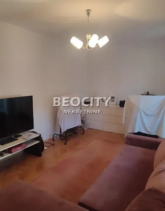 Sale, three bedroom apartment, 48m², Karaburma, Palilula Sve Podlokacije