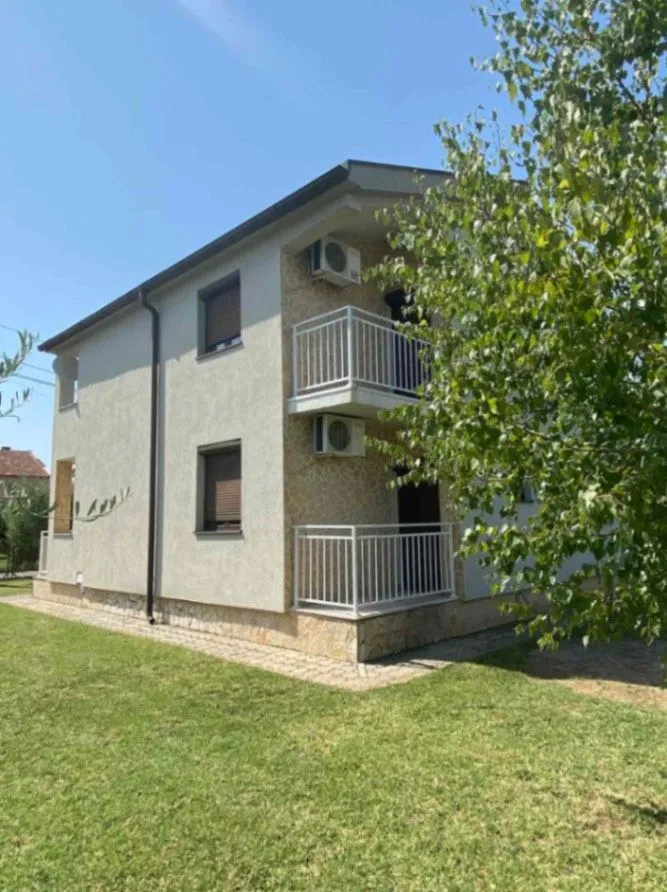 Sale, house, 160m², Murtovina, Podgorica