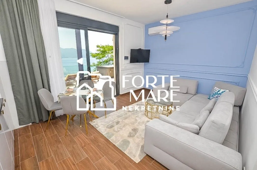 Prodaja, dvosoban stan, 57m², Njivice, Herceg Novi