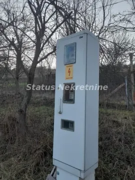 Ormarić za struju u dvorištu. - image 5