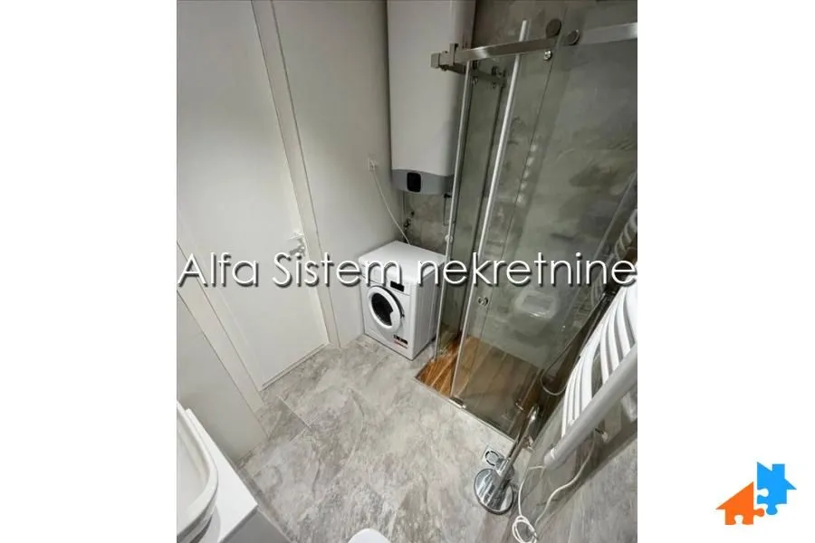 Izdavanje, dvosoban stan, 45m², Novi Beograd Sve Podlokacije, Beograd