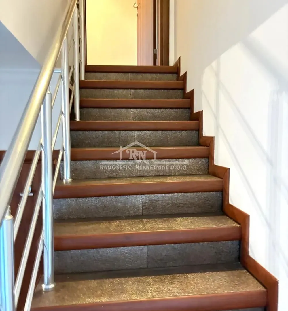 Sale, four bedroom apartment, 95m², Skojevsko Naselje, Beograd