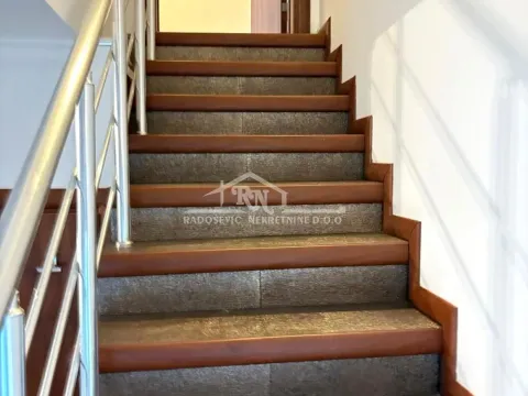 Prodaja, četvorosoban stan, 95m², Skojevsko Naselje, Beograd - image 10