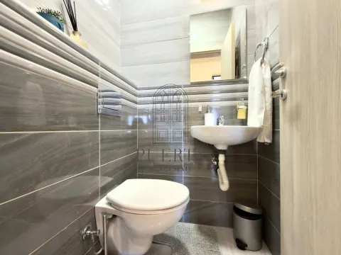 Izdavanje, dvosoban stan, 104m², Zabjelo, Podgorica - image 19