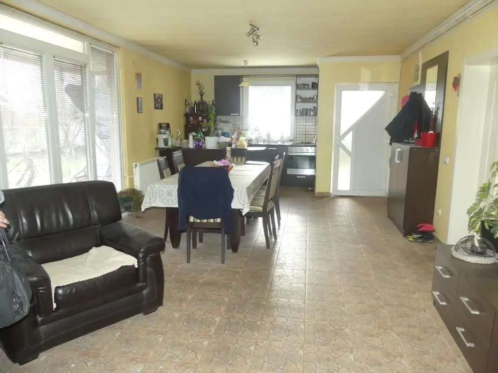 Prodaja, kuća, 113m², Ribare, Jagodina